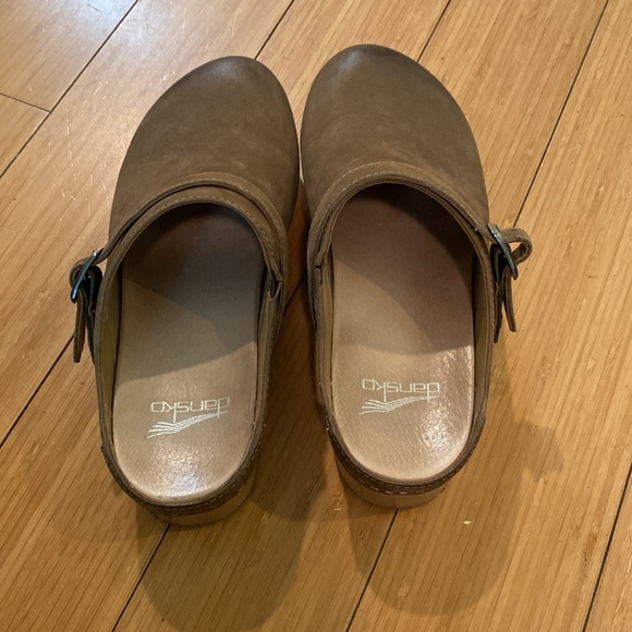 Dansko clogs size 7 burnished leather - Picture 4 of 10